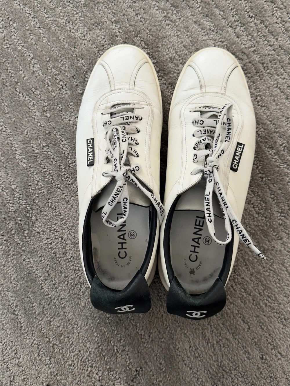 CHANEL White Leather womens sneakers used condition 40.5 100% authentic